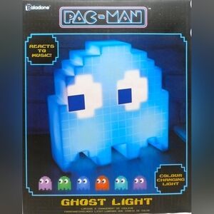 Pac-Man Ghost Colour-Changing LED Light (Blue)